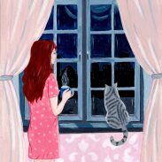 Femme regardant par la fenêtre