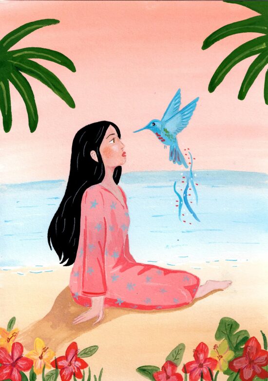 Femme face à un colibri sur la plage