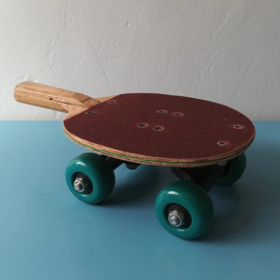 Paddle skateboard