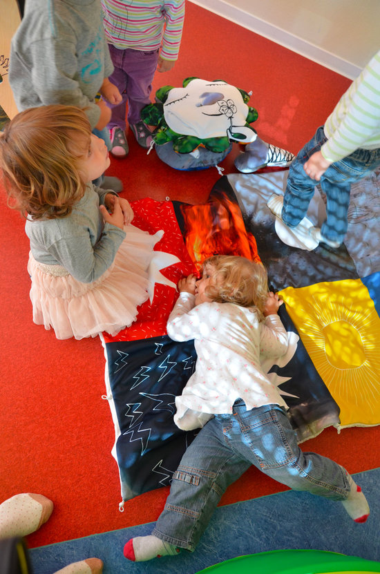 Je suis Tout un jeu : les tapis et les coussins