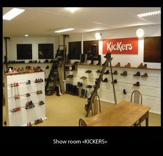 Sowroom "Kickers"