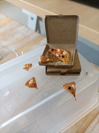 Boites à pizzas et pizzas