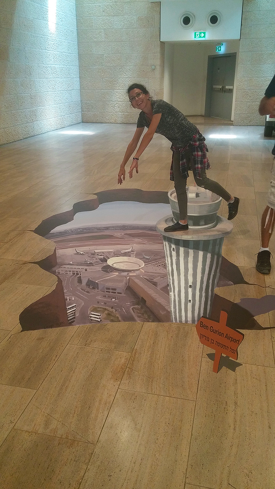 3D Floor Sticker by Ana Kogan in Ben Gurion Airport in Israel