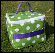Lunch box à pois vert et blanc
