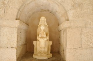 SENANQUE, la Vierge à l'enfant