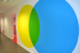 1% ARTISTIQUE /LE GRAND JEU / ATELIER TAMPONS / FRESQUES / GROUPE SCOLAIRE CONFLUENCE / SAINT-DENIS / AVEC GONZAGUE LACOMBE (SURFACE TOTALE)