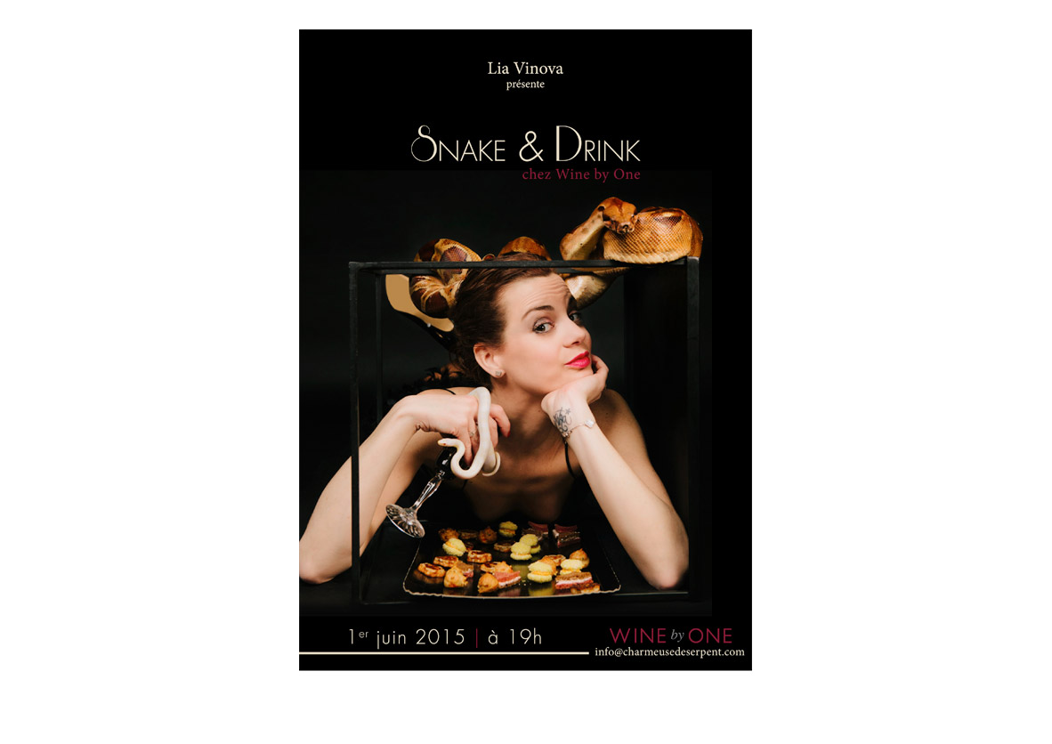 SNAKE & DRINK chez Wine by One by Lia Vinova<br/><span>Rendez-vous privé avec les serpents - PHOTO Mademoizelle K - MODÈLE Sabrina Sauzeau</span>