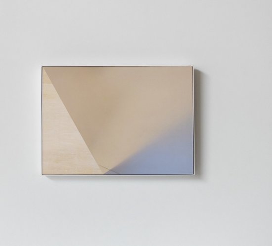 Projection. 43/30 cm. 2023