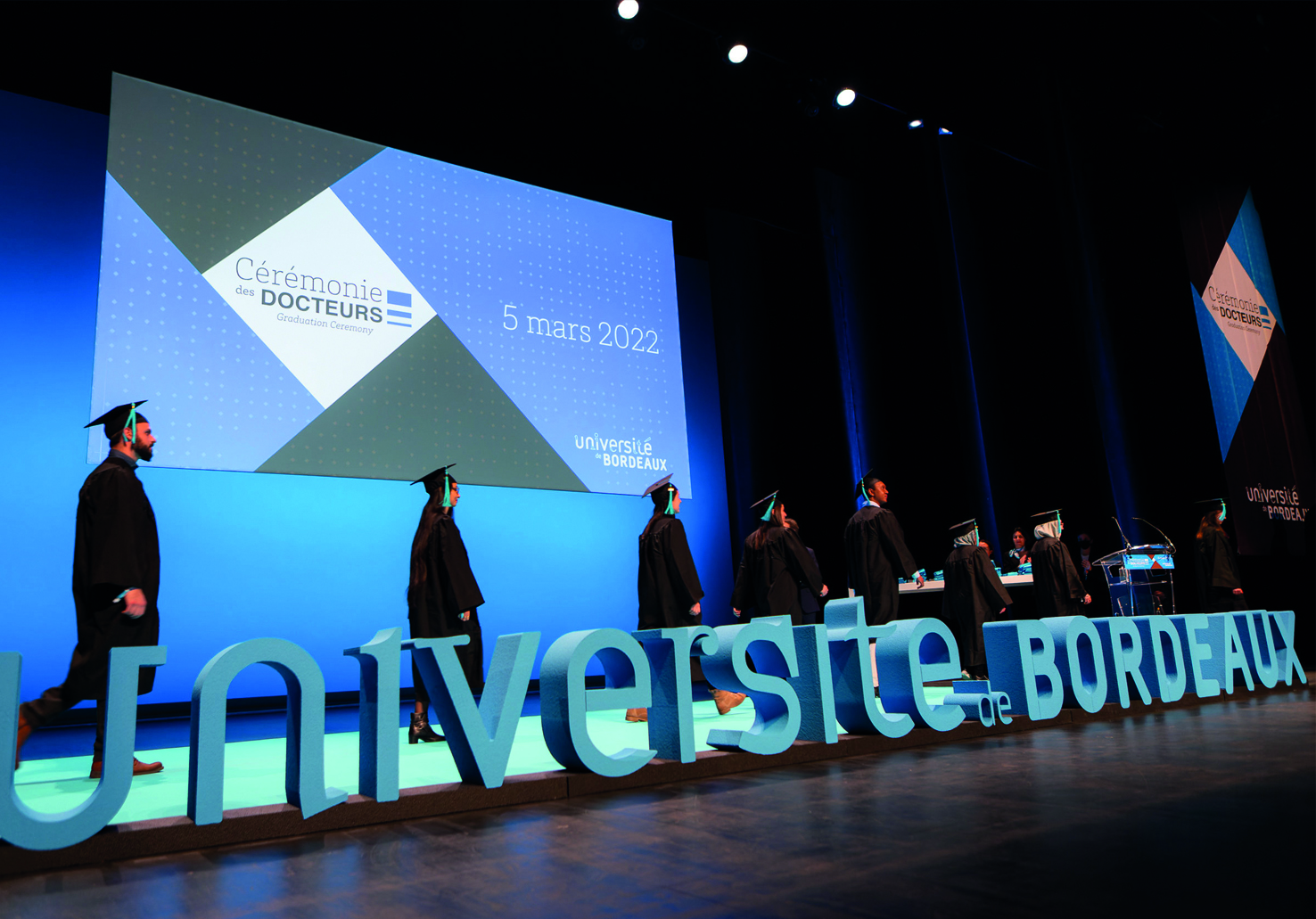 Remise des Diplômes des Doctorants. Université de Bordeaux. Mars 2022.