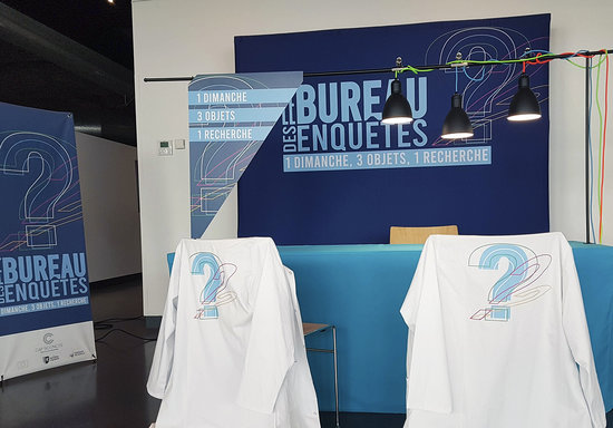 Mini-stand proposé en kit démontable par une personne.