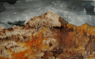Lili Tarentule, 2020, montagne et ciel gris