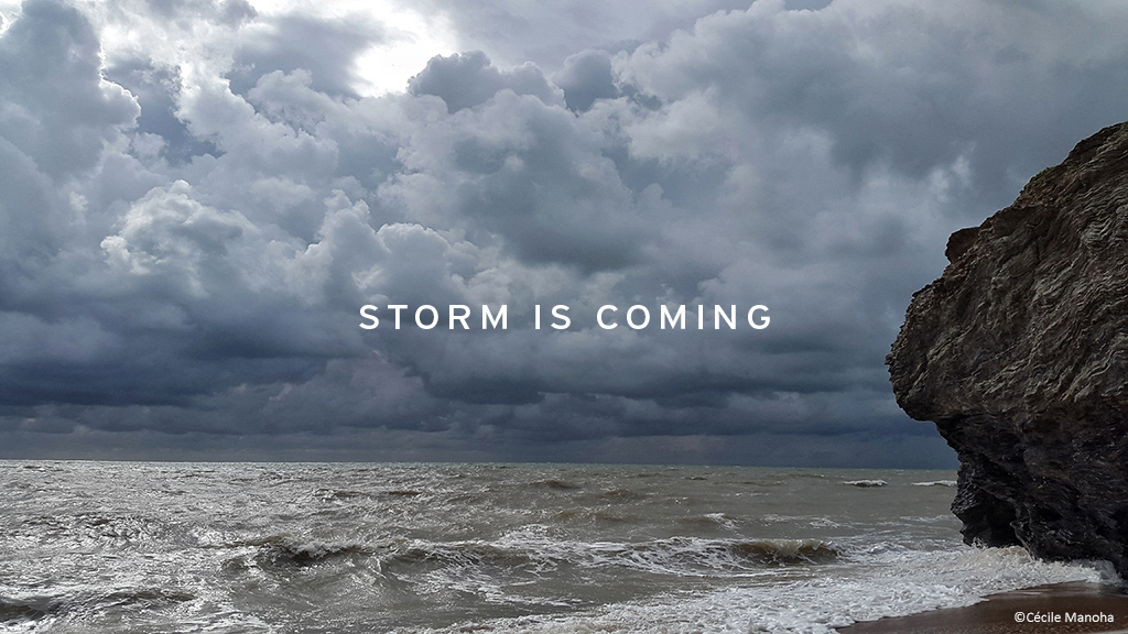 Stormy перевод. Storm is coming. Море is coming. Rainstorm is coming.