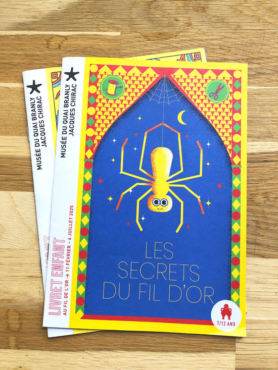 Illustration du livret. Exposition au fil de l'or, quai Branly, 2025.